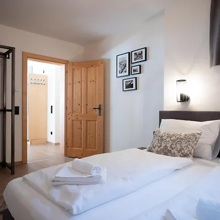 Landhaus Lodges Kaprun By We Rent Apartment