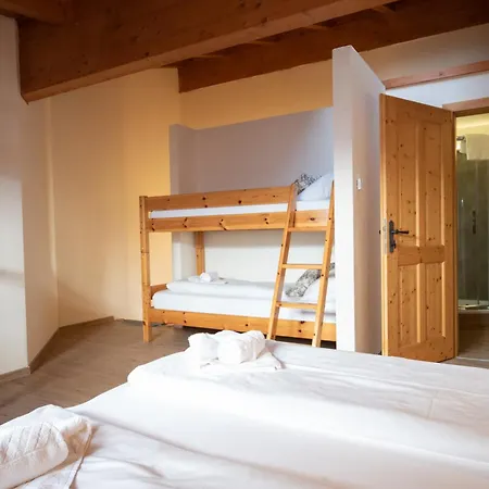 Landhaus Lodges Kaprun By We Rent Apartment *