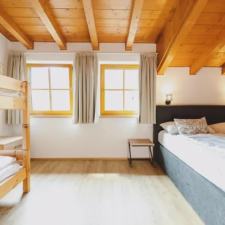 Landhaus Lodges Kaprun By We Rent Apartment